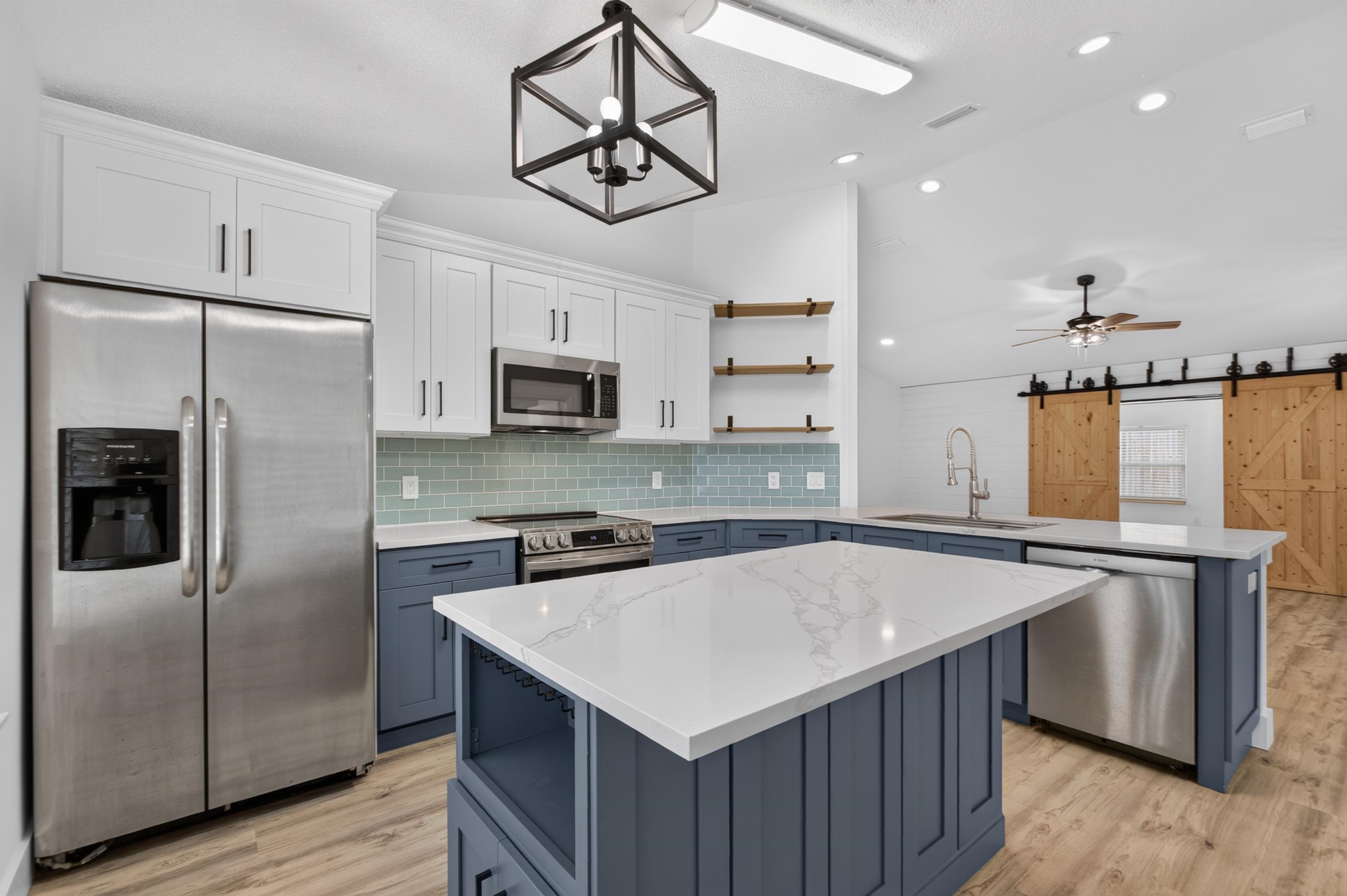 250 Segovia Rd