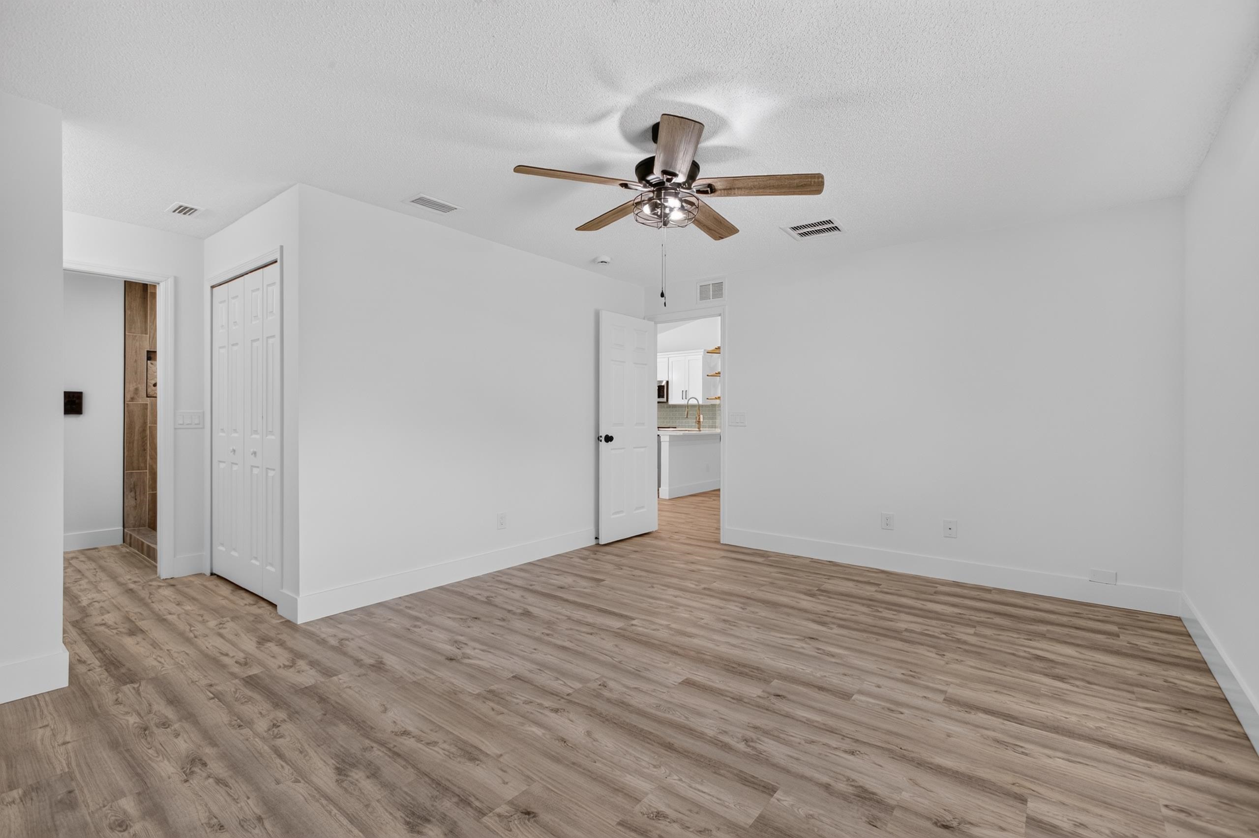 250 Segovia Rd