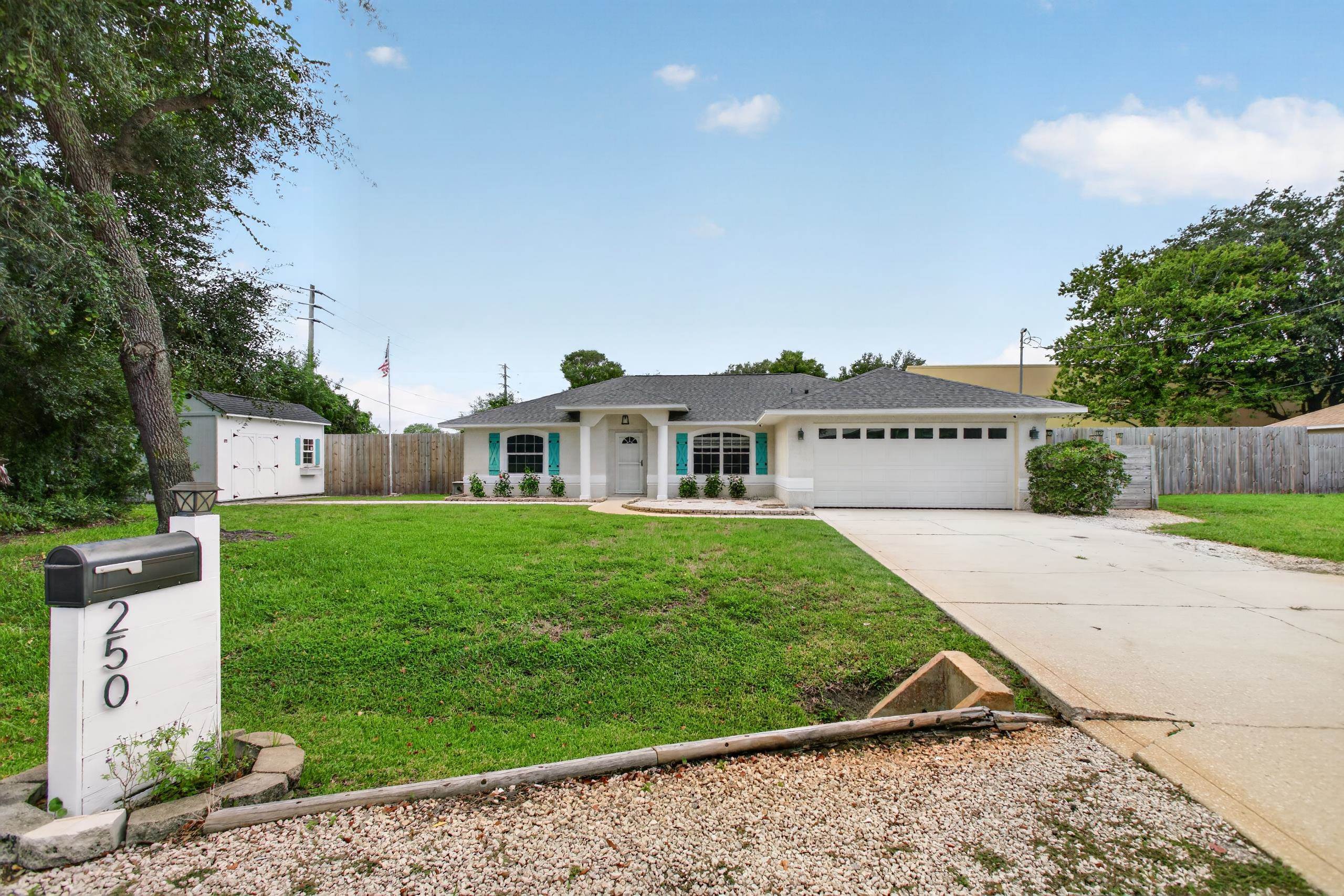 250 Segovia Rd