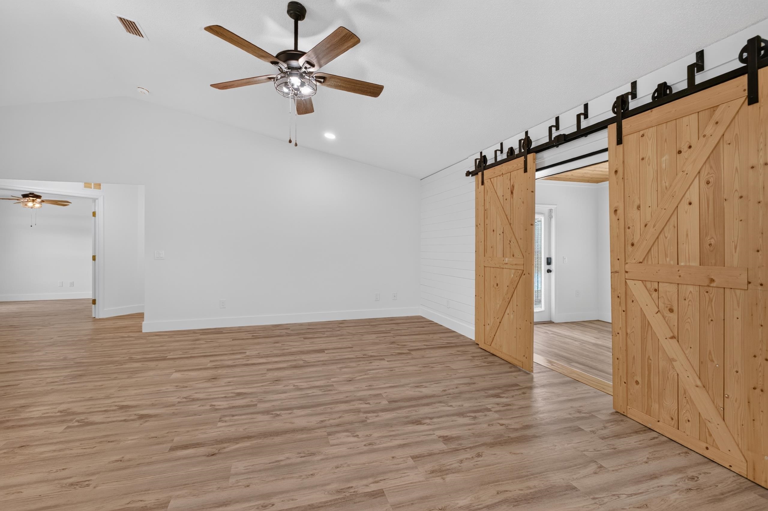 250 Segovia Rd