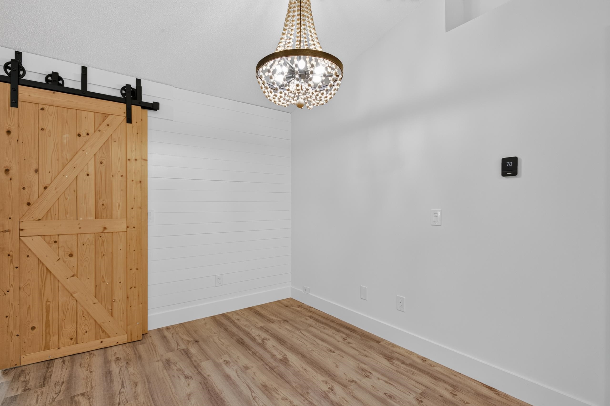 250 Segovia Rd