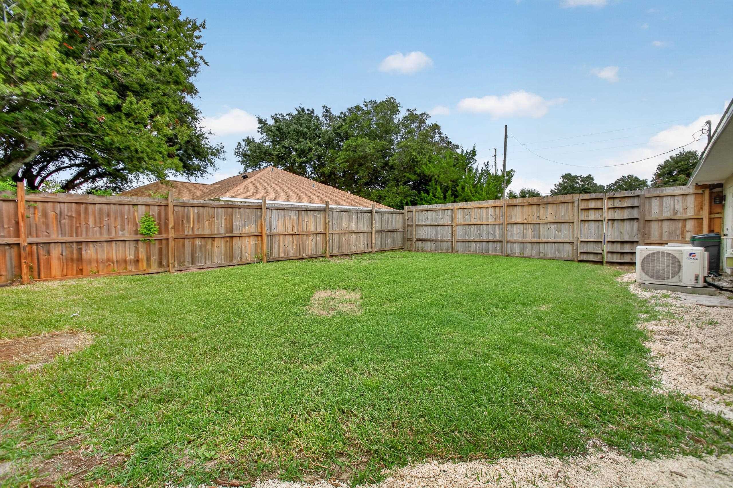 250 Segovia Rd