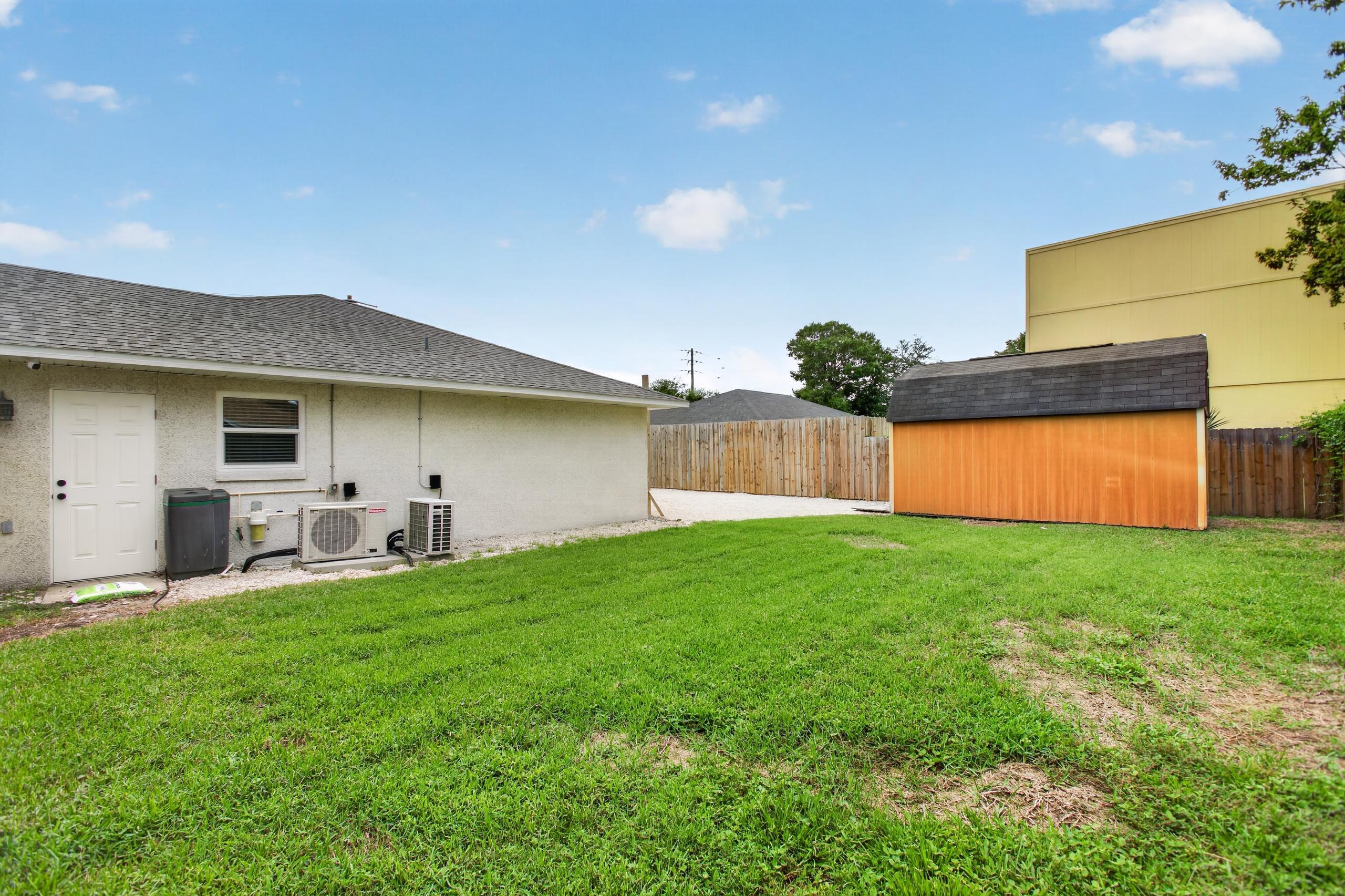 250 Segovia Rd