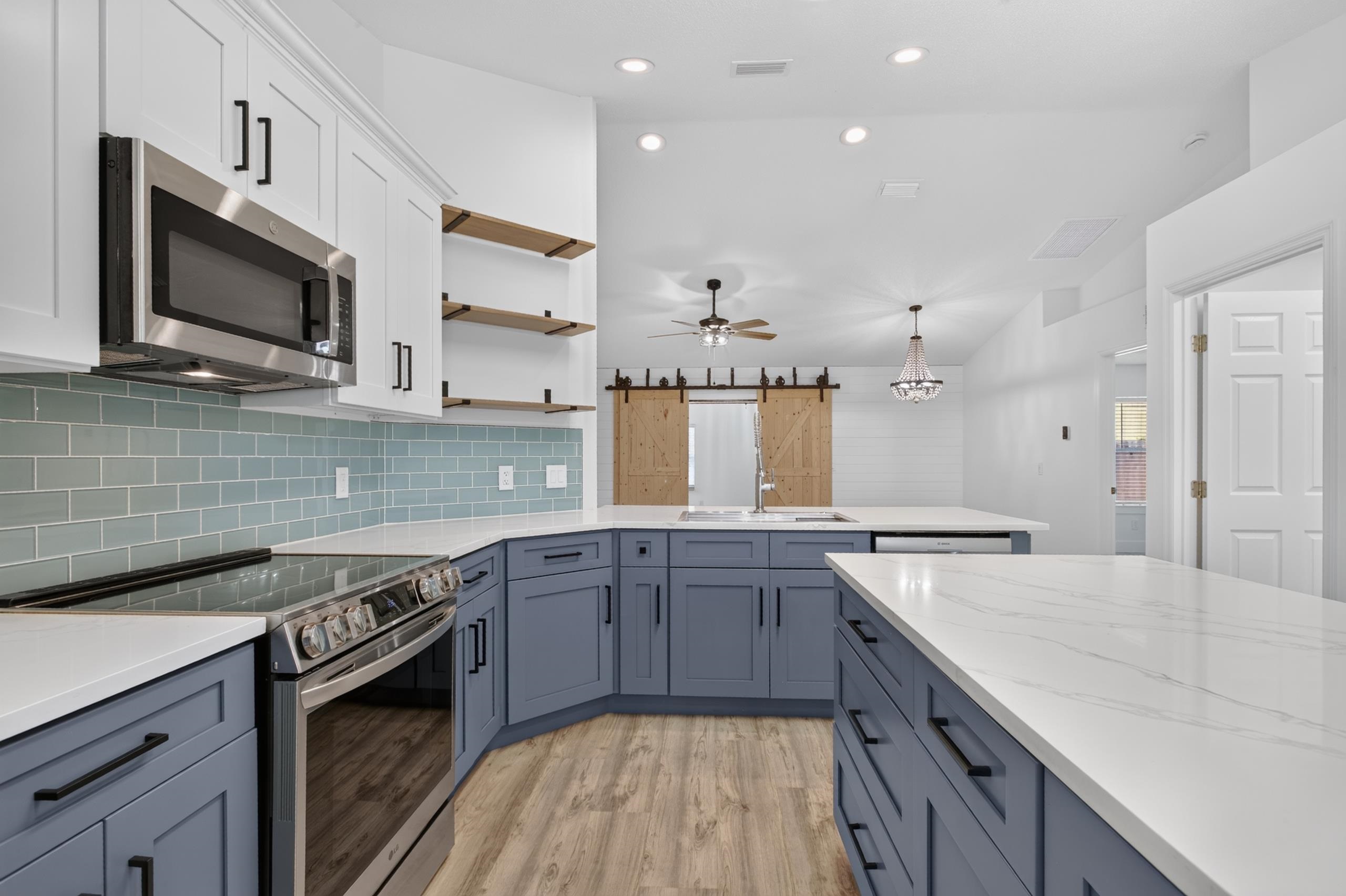 250 Segovia Rd
