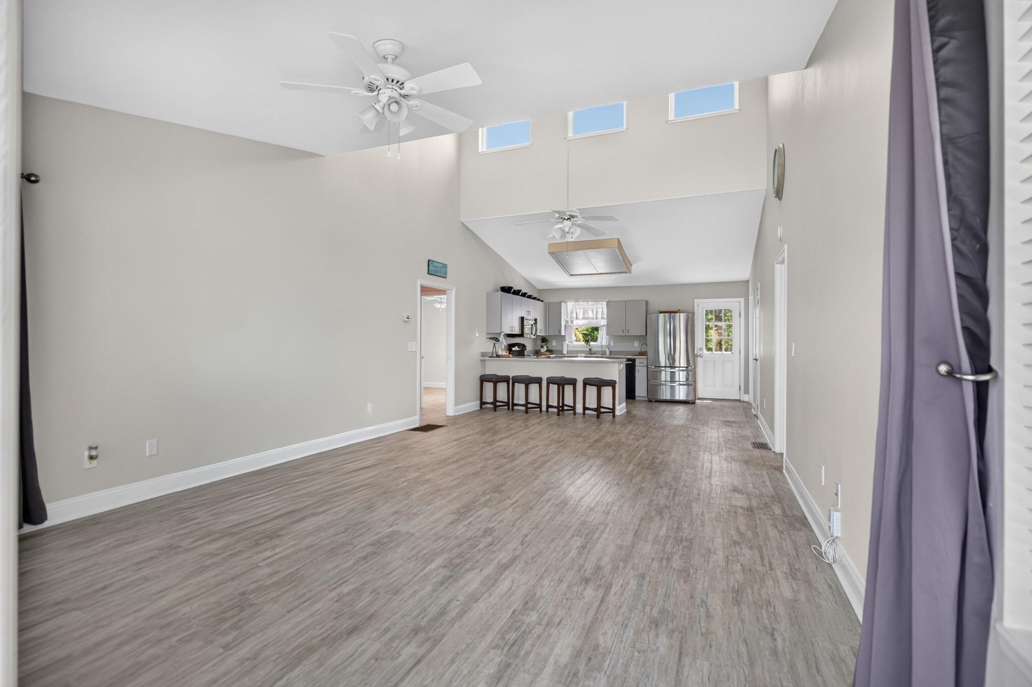 5466 4th Street