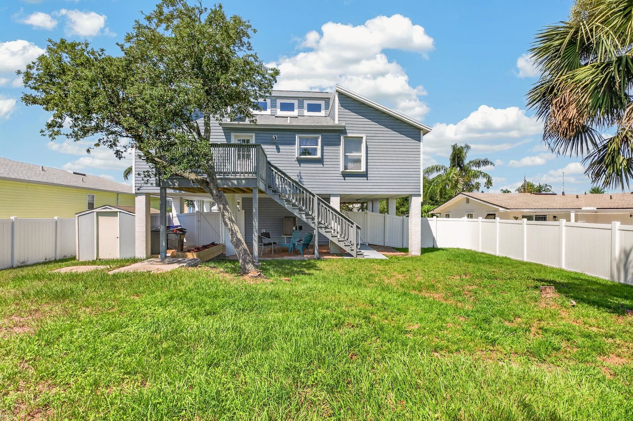 5466 4th Street