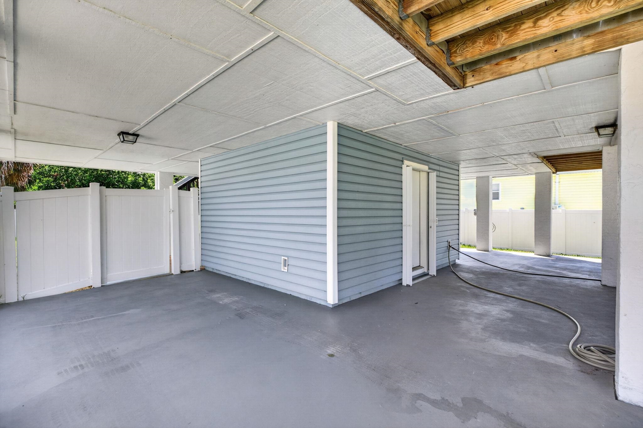 5466 4th Street