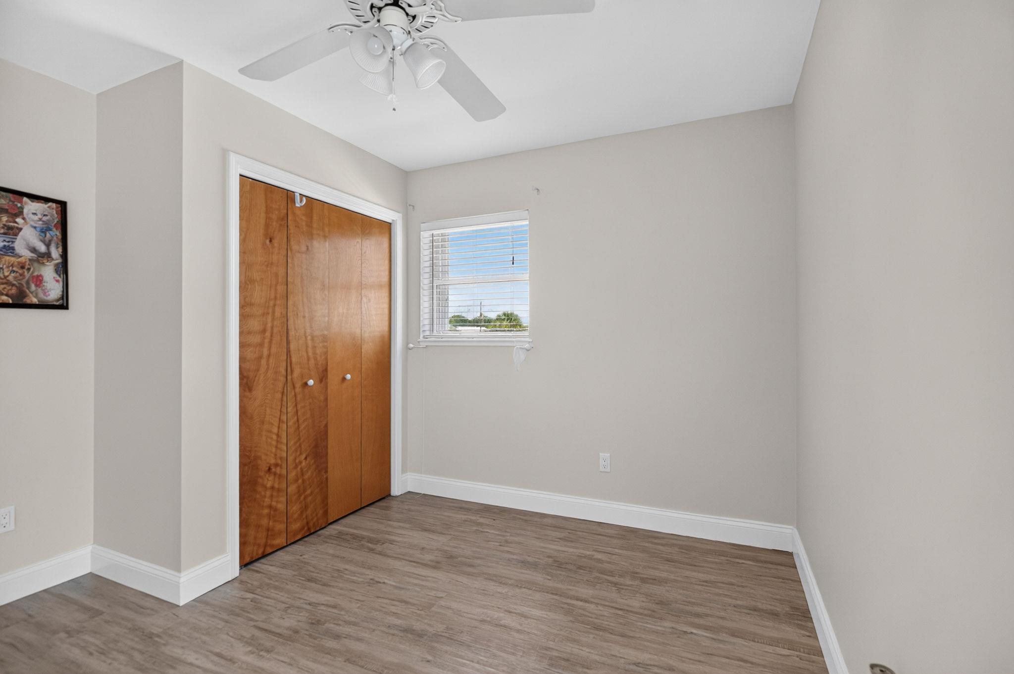 5466 4th Street