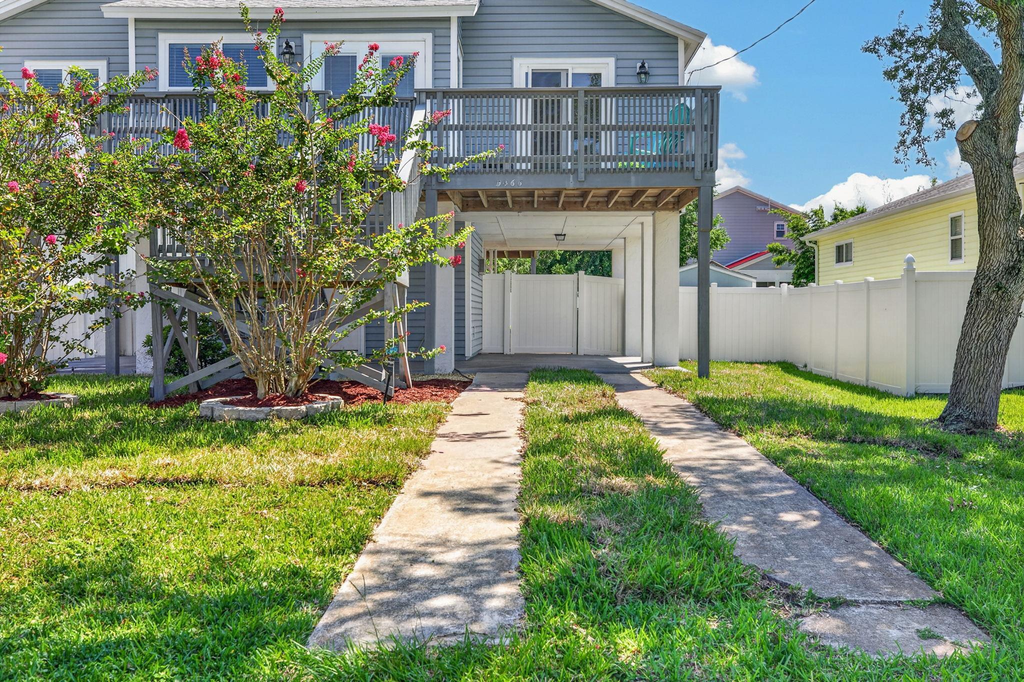 5466 4th Street