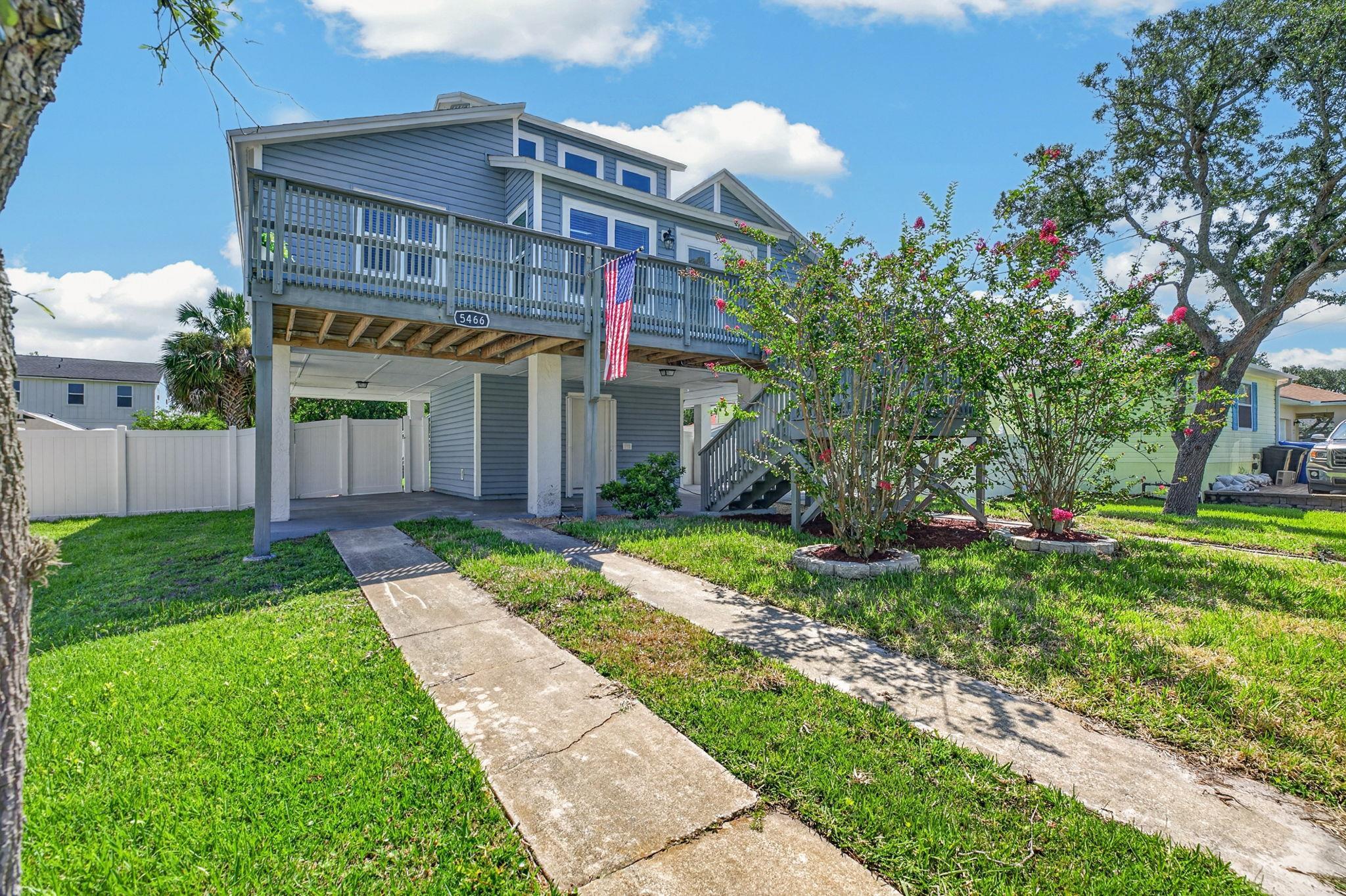 5466 4th Street