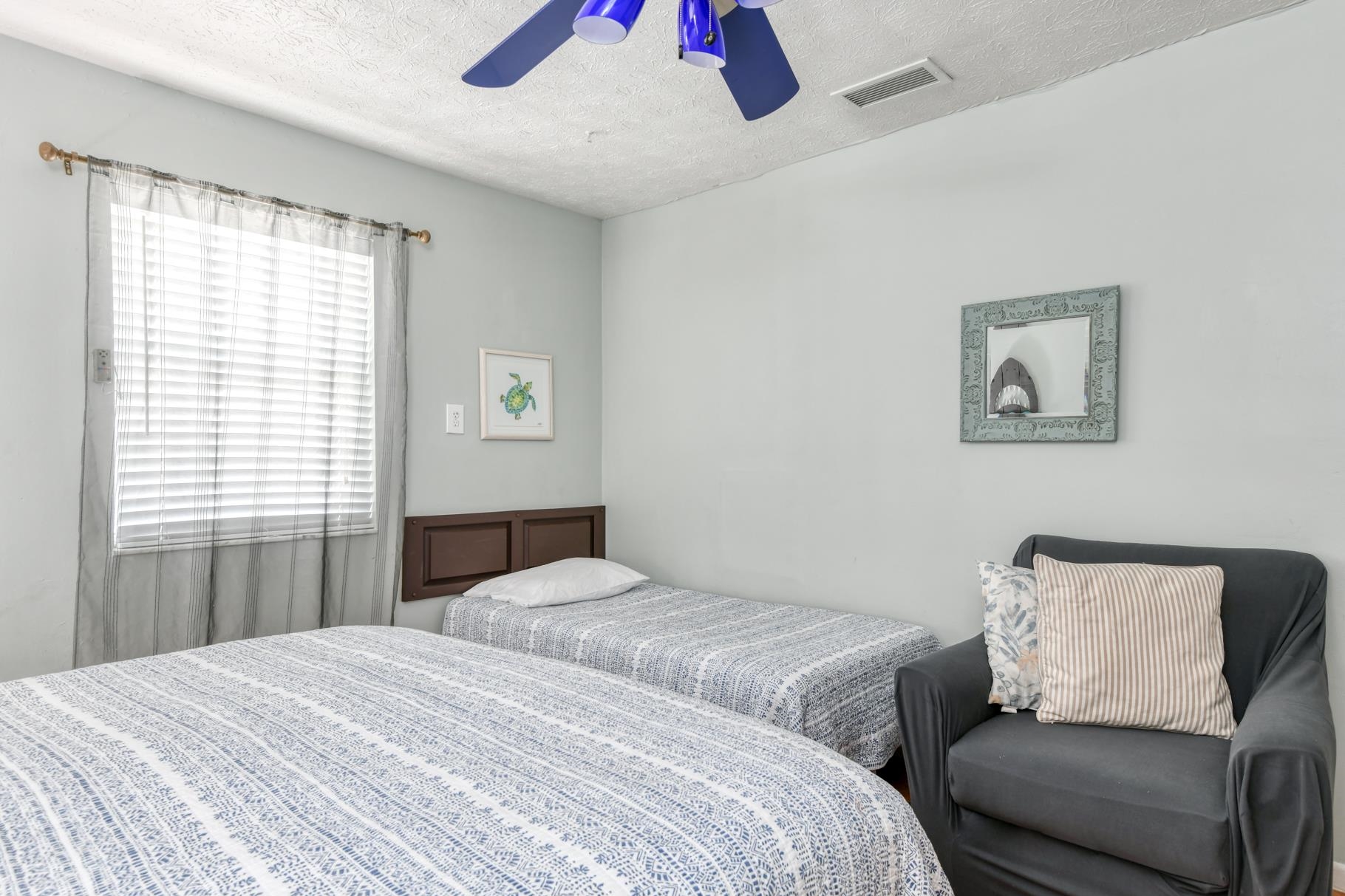 15 Sea Park Dr