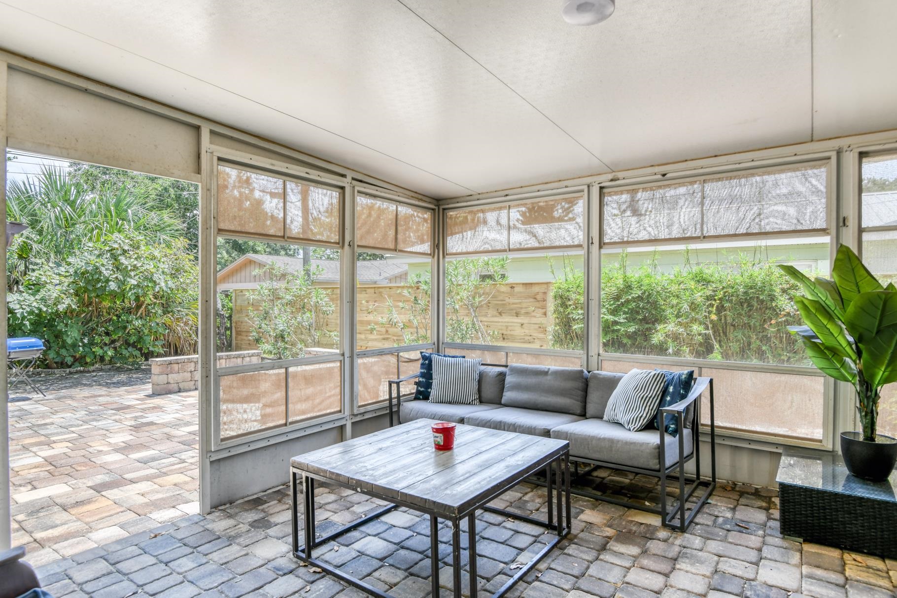 15 Sea Park Dr