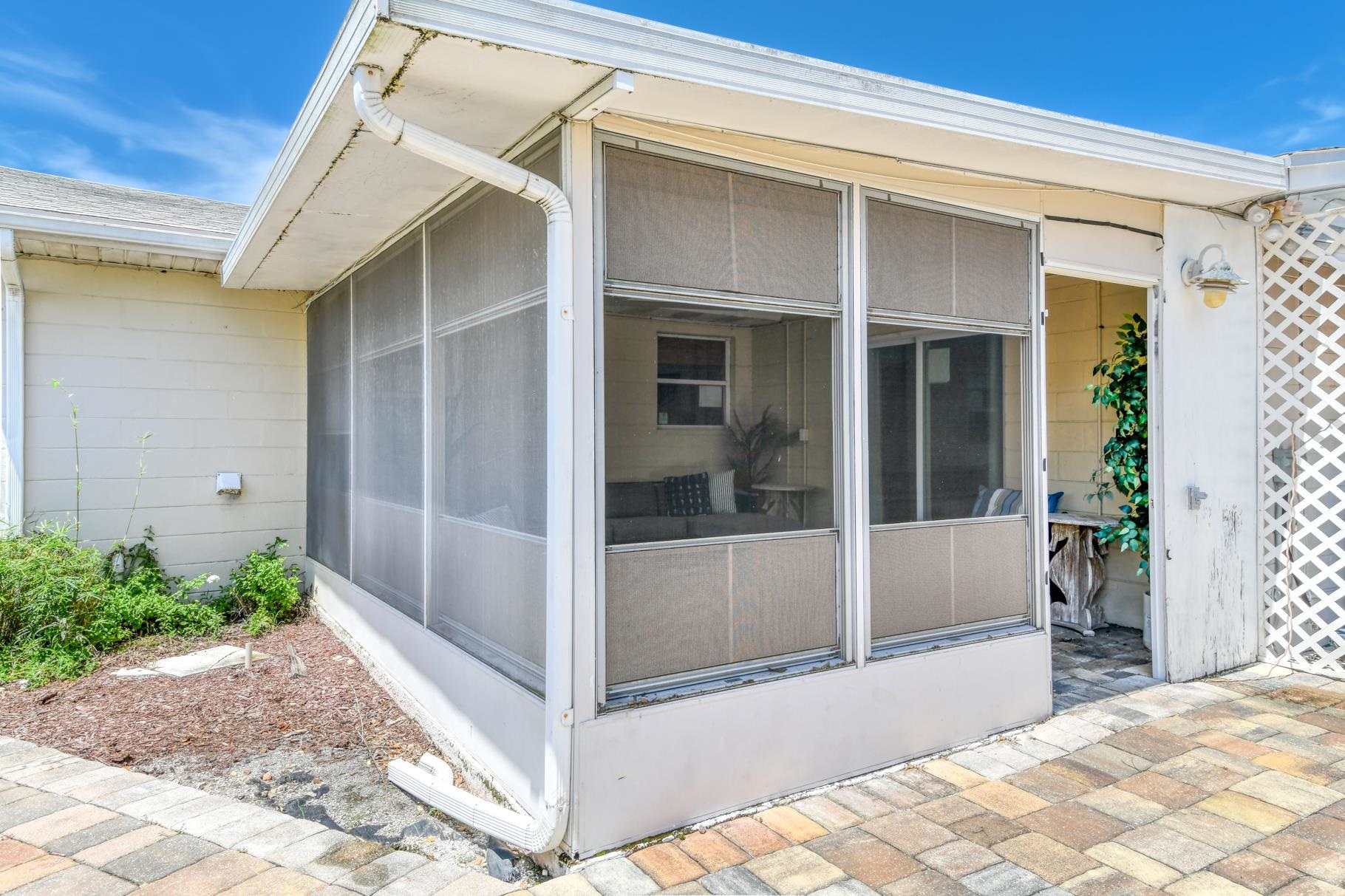15 Sea Park Dr