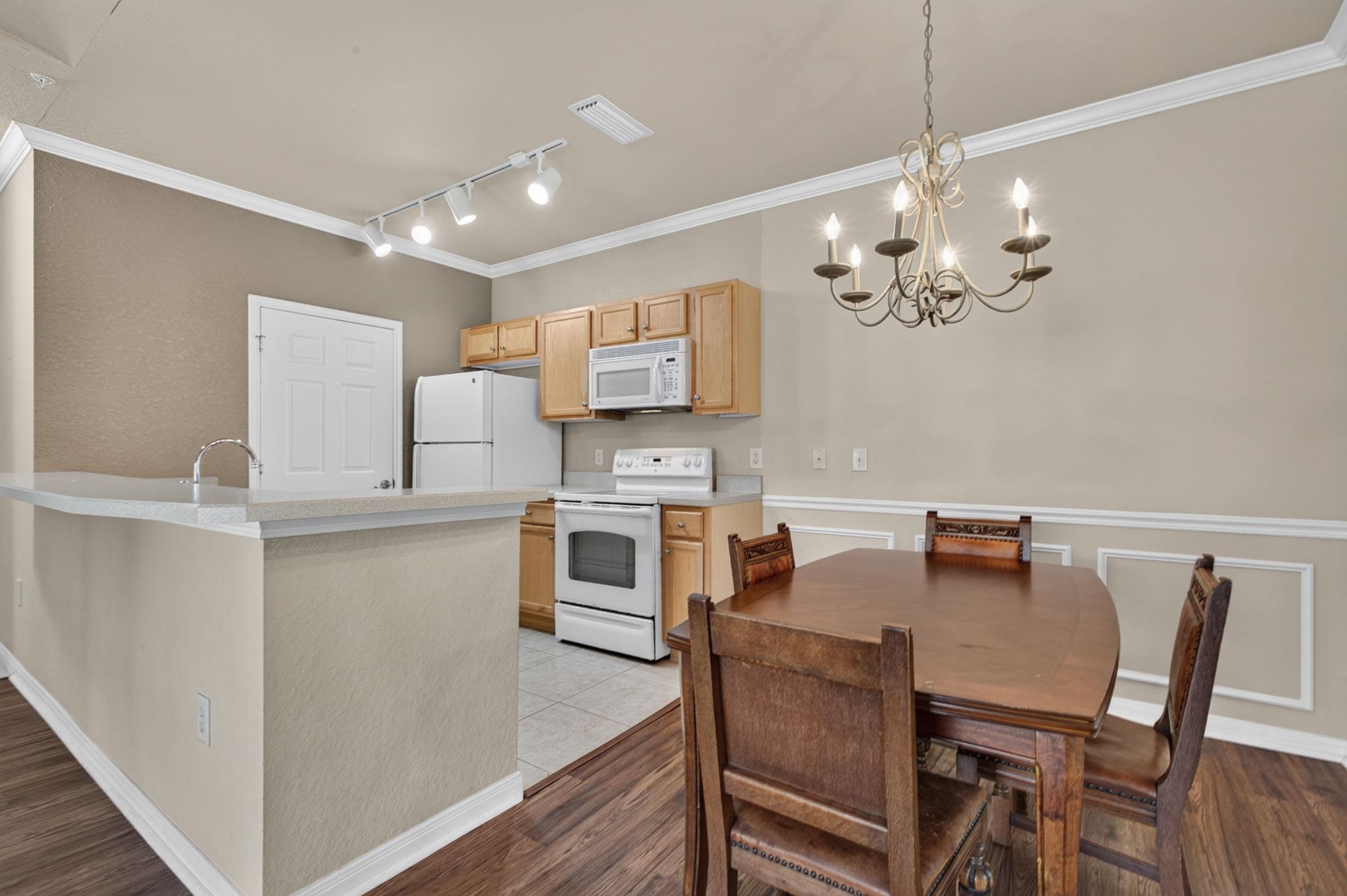 275 Old Village Center Cir #6311