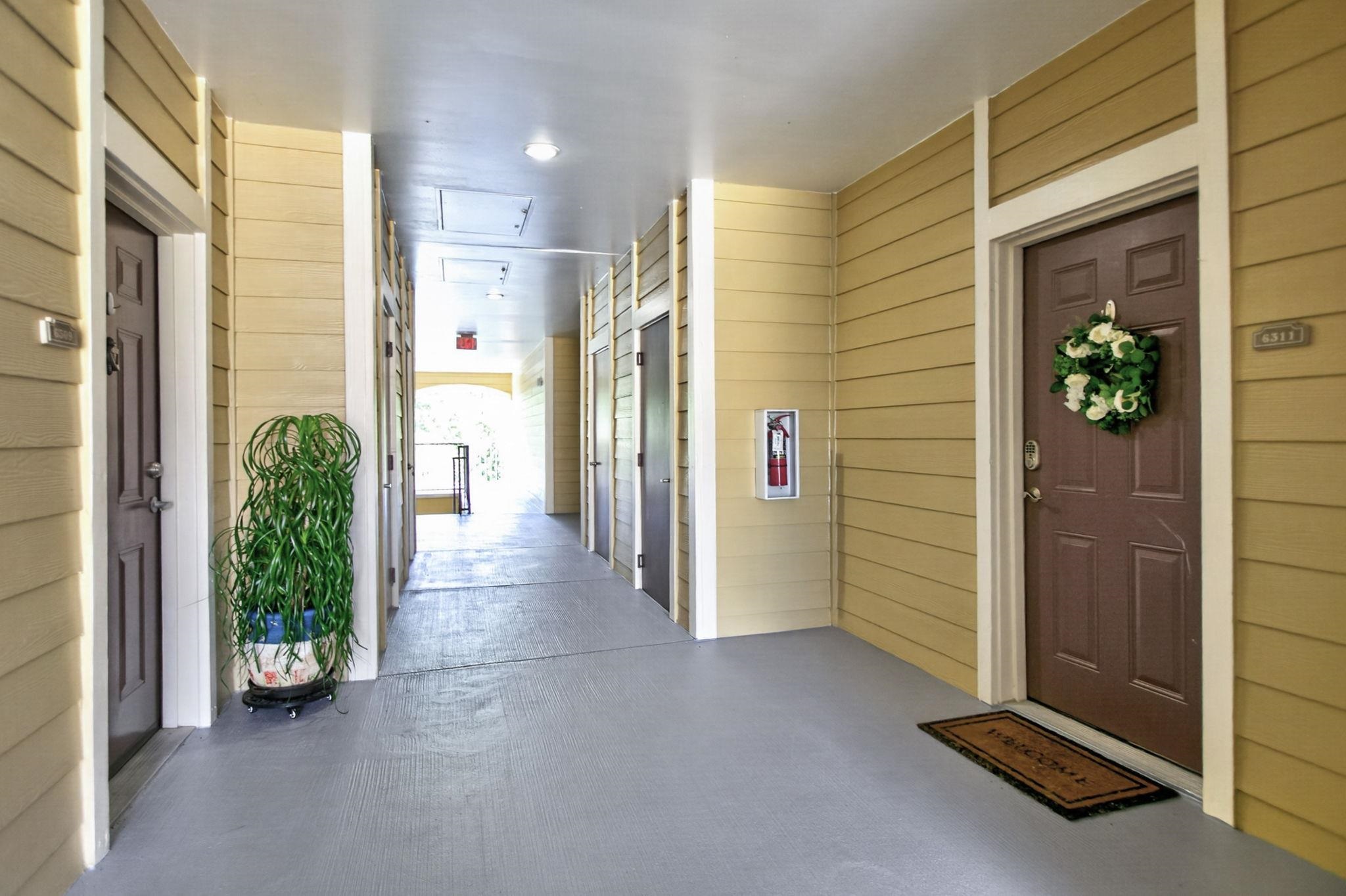 275 Old Village Center Cir #6311