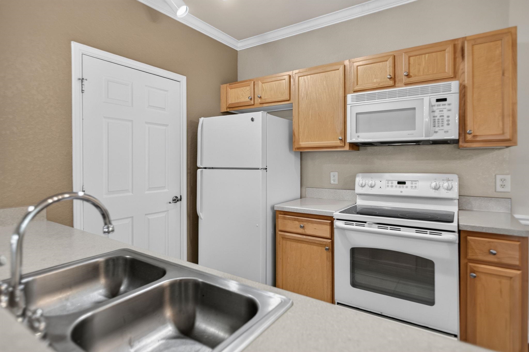 275 Old Village Center Cir #6311
