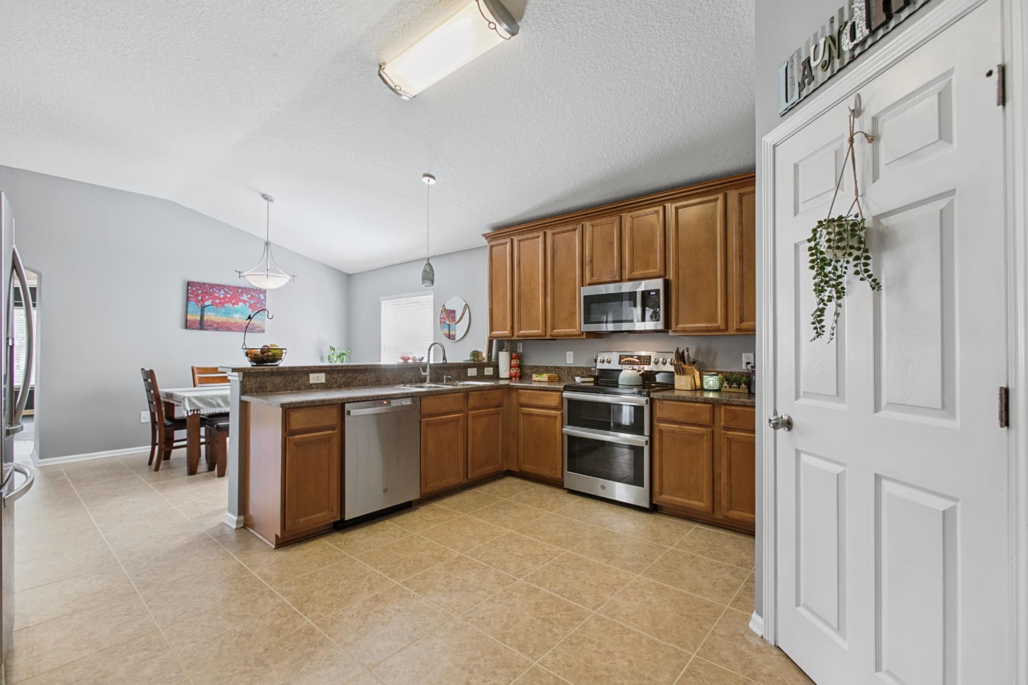 1208 Springhealth Ct