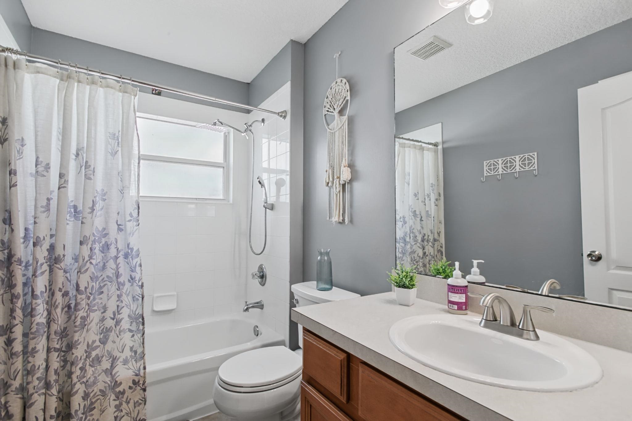 1208 Springhealth Ct