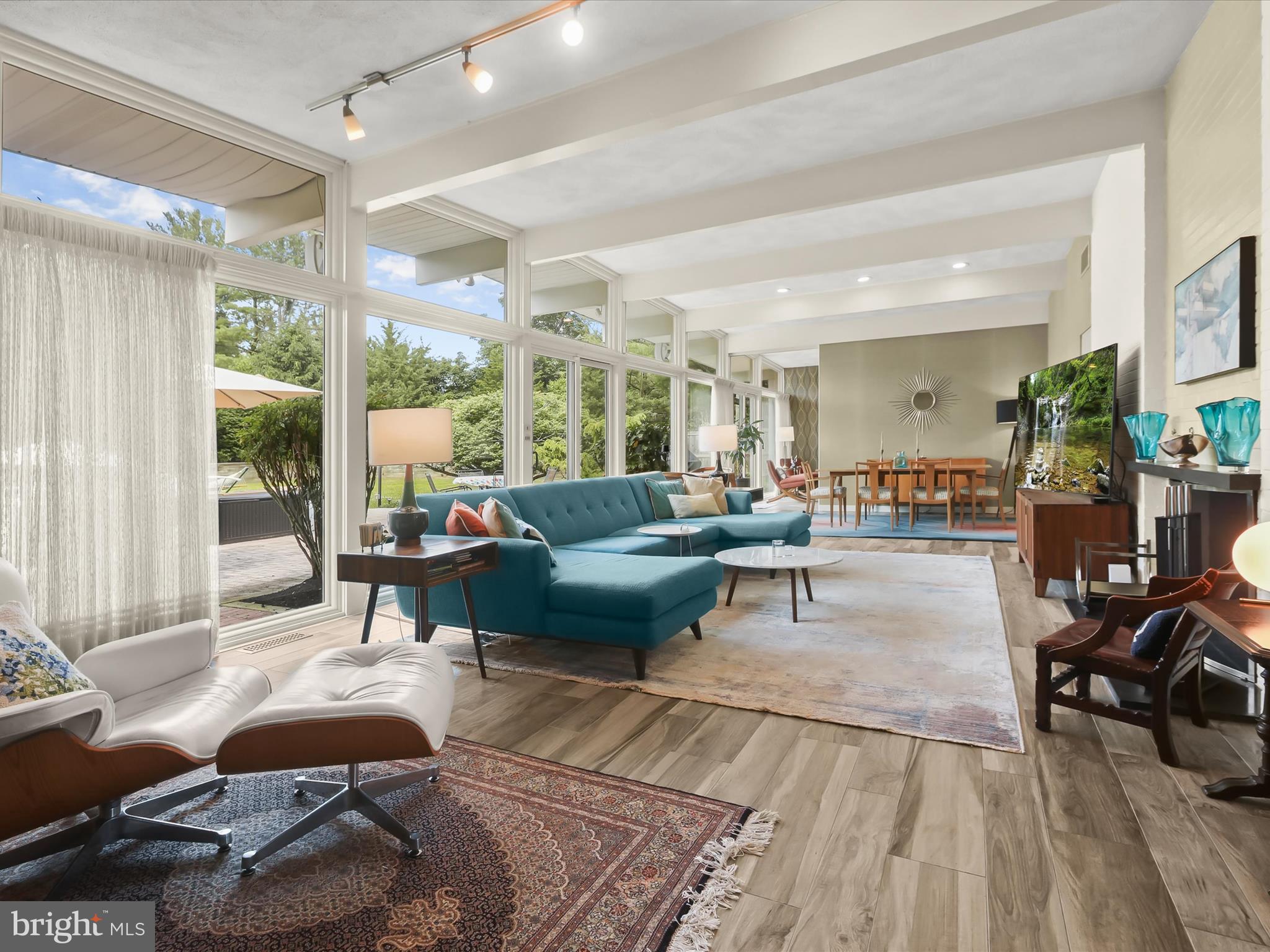 3500 WOODVALLEY DRIVE