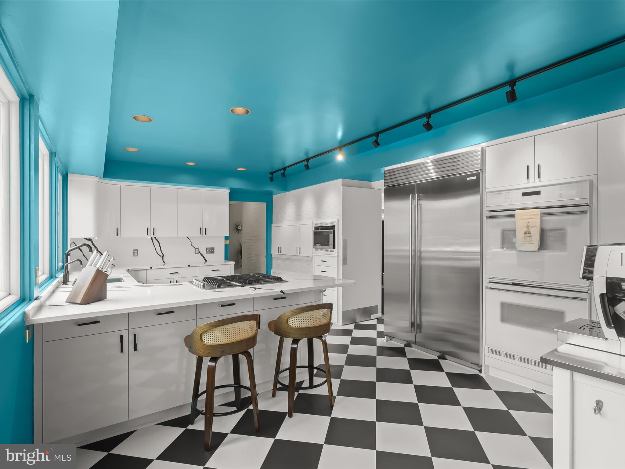 3500 WOODVALLEY DRIVE