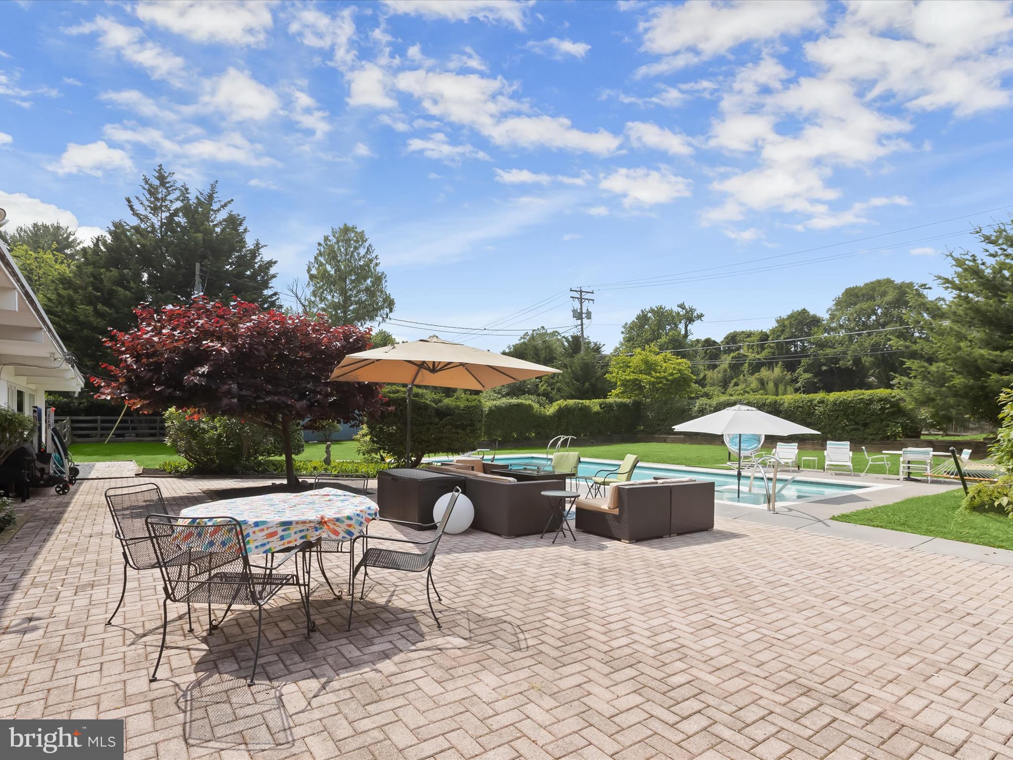 3500 WOODVALLEY DRIVE