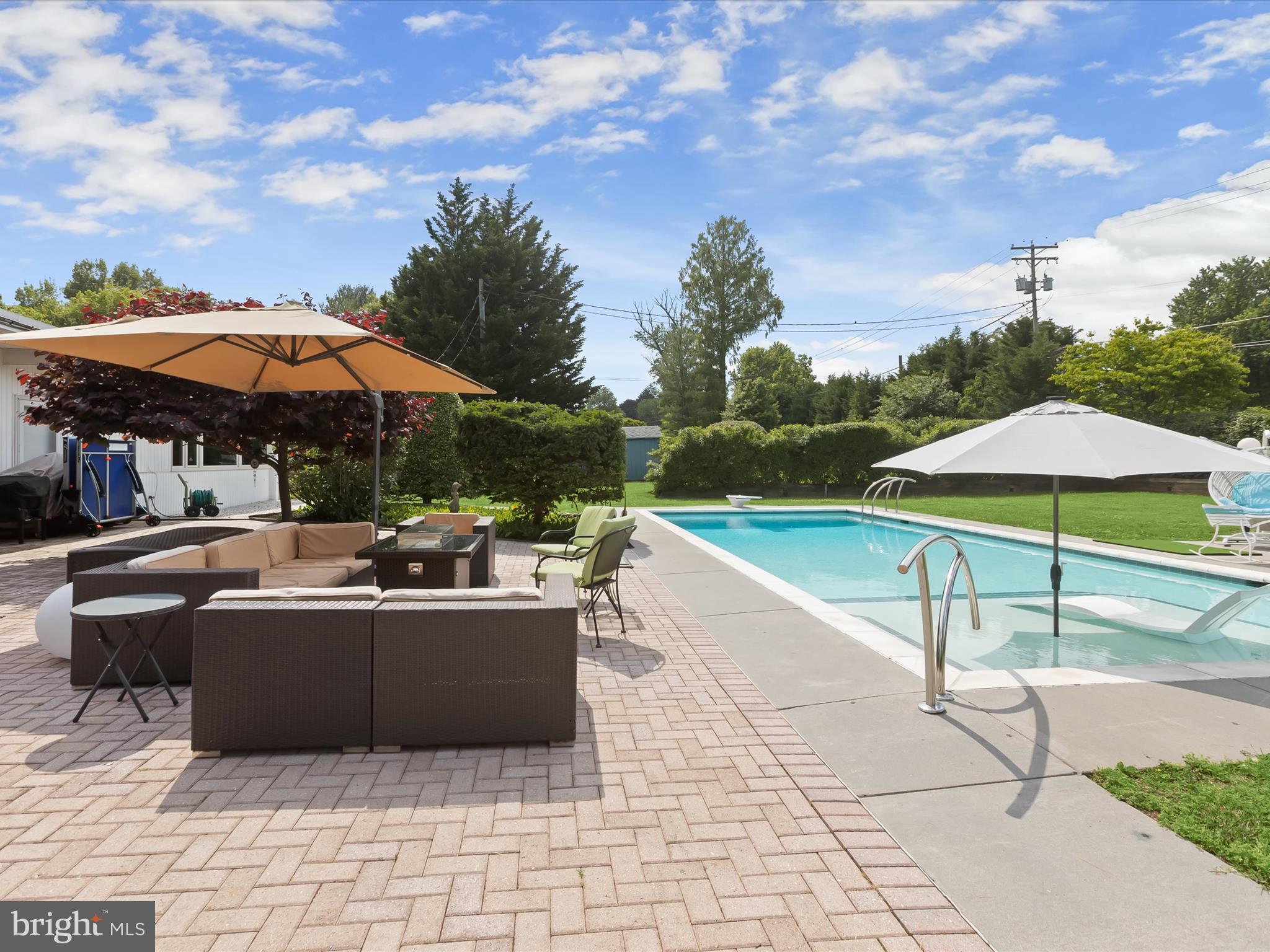 3500 WOODVALLEY DRIVE