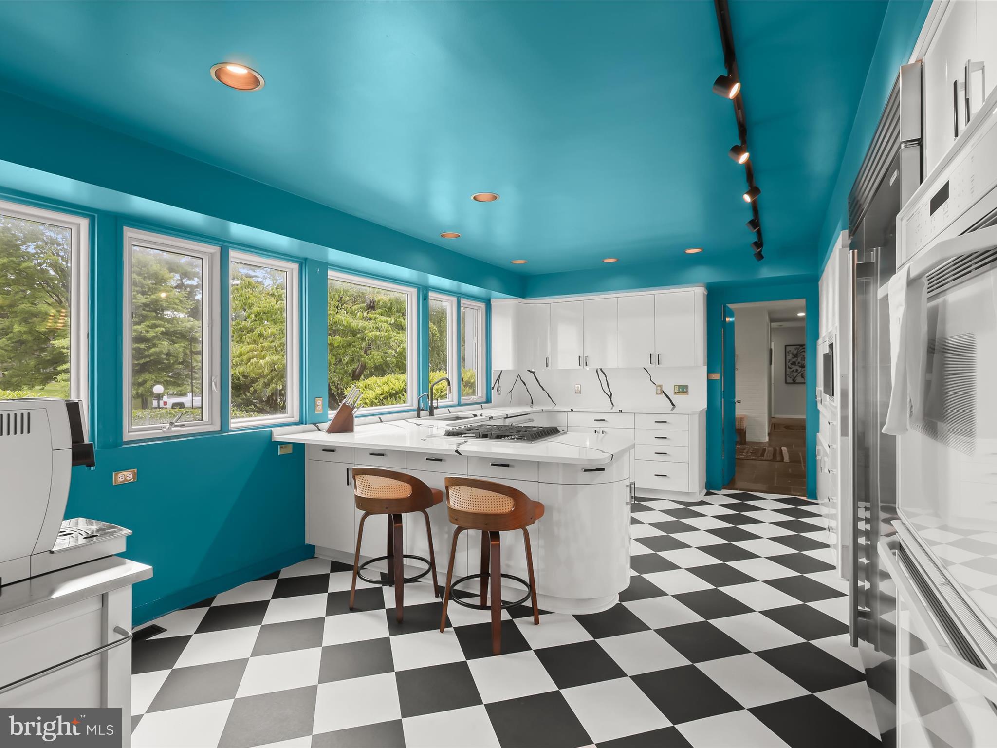 3500 WOODVALLEY DRIVE