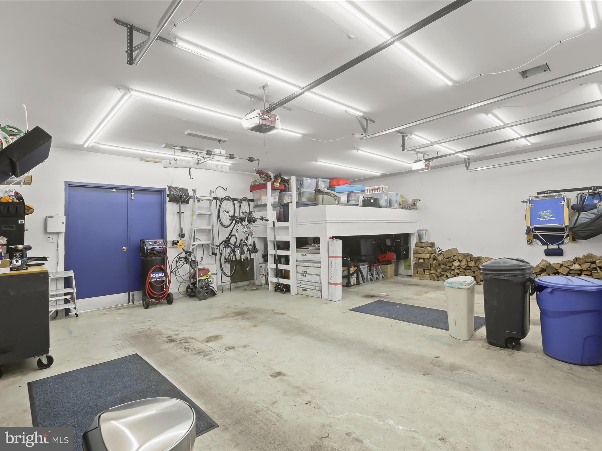 3500 WOODVALLEY DRIVE