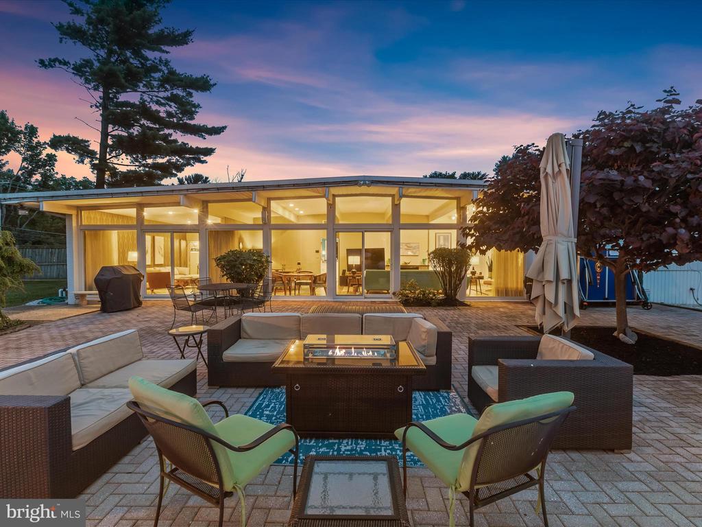 3500 WOODVALLEY DRIVE