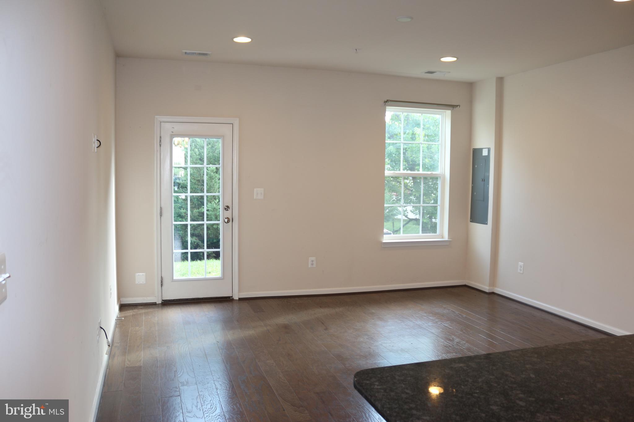 444 PEMBERTON PARK LANE