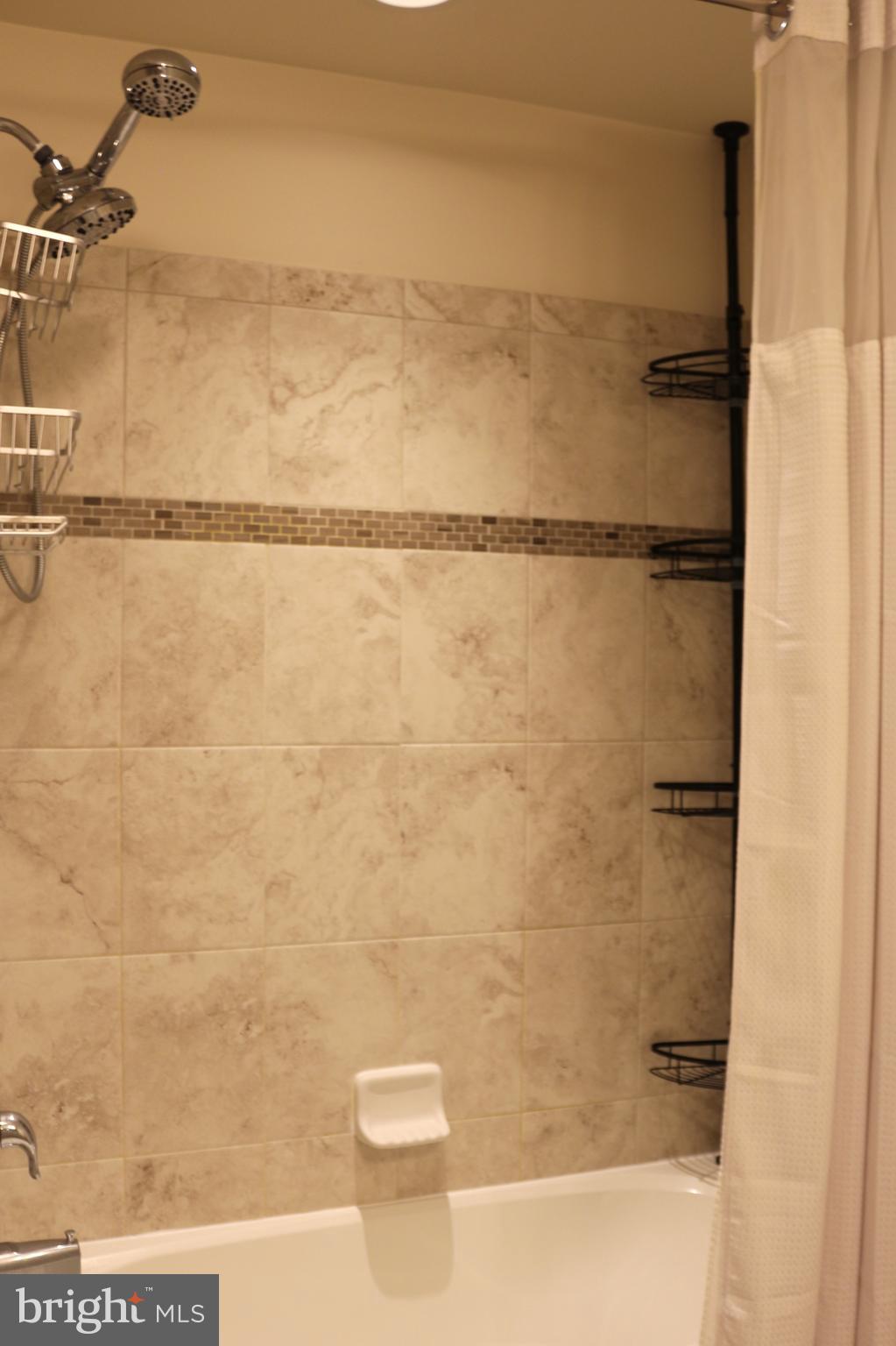 444 PEMBERTON PARK LANE