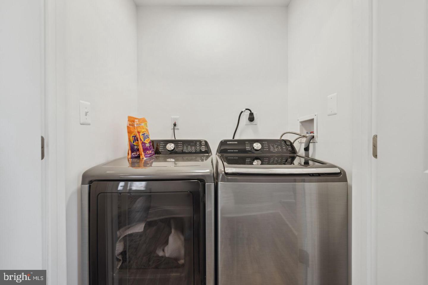 118 W ALL SAINTS STREET