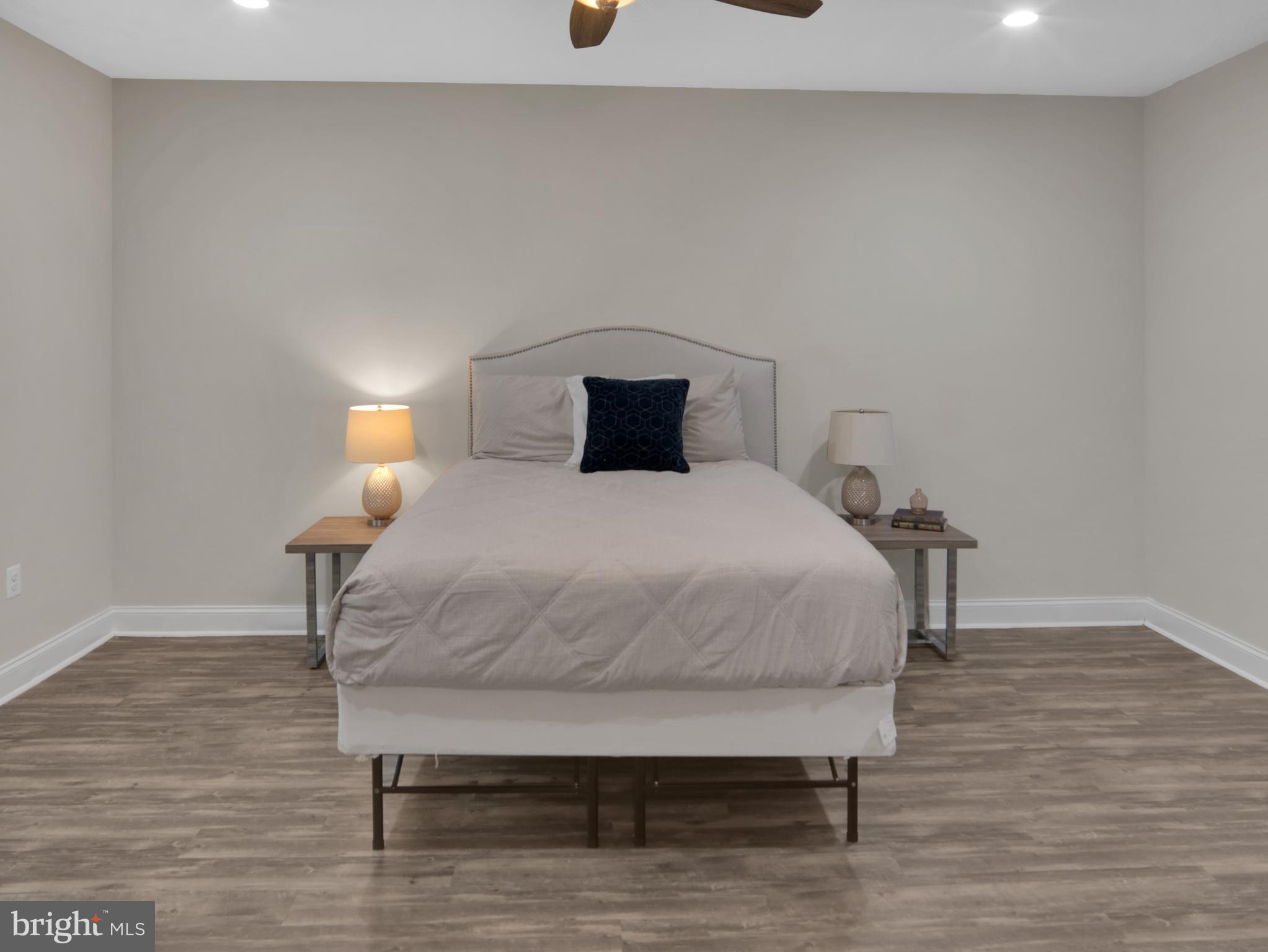 118 W ALL SAINTS STREET