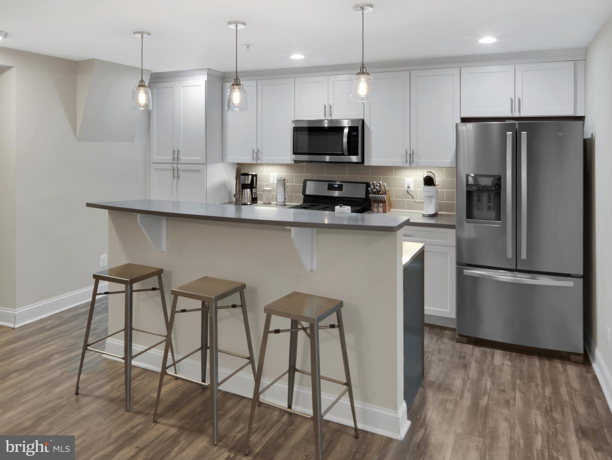 118 W ALL SAINTS STREET