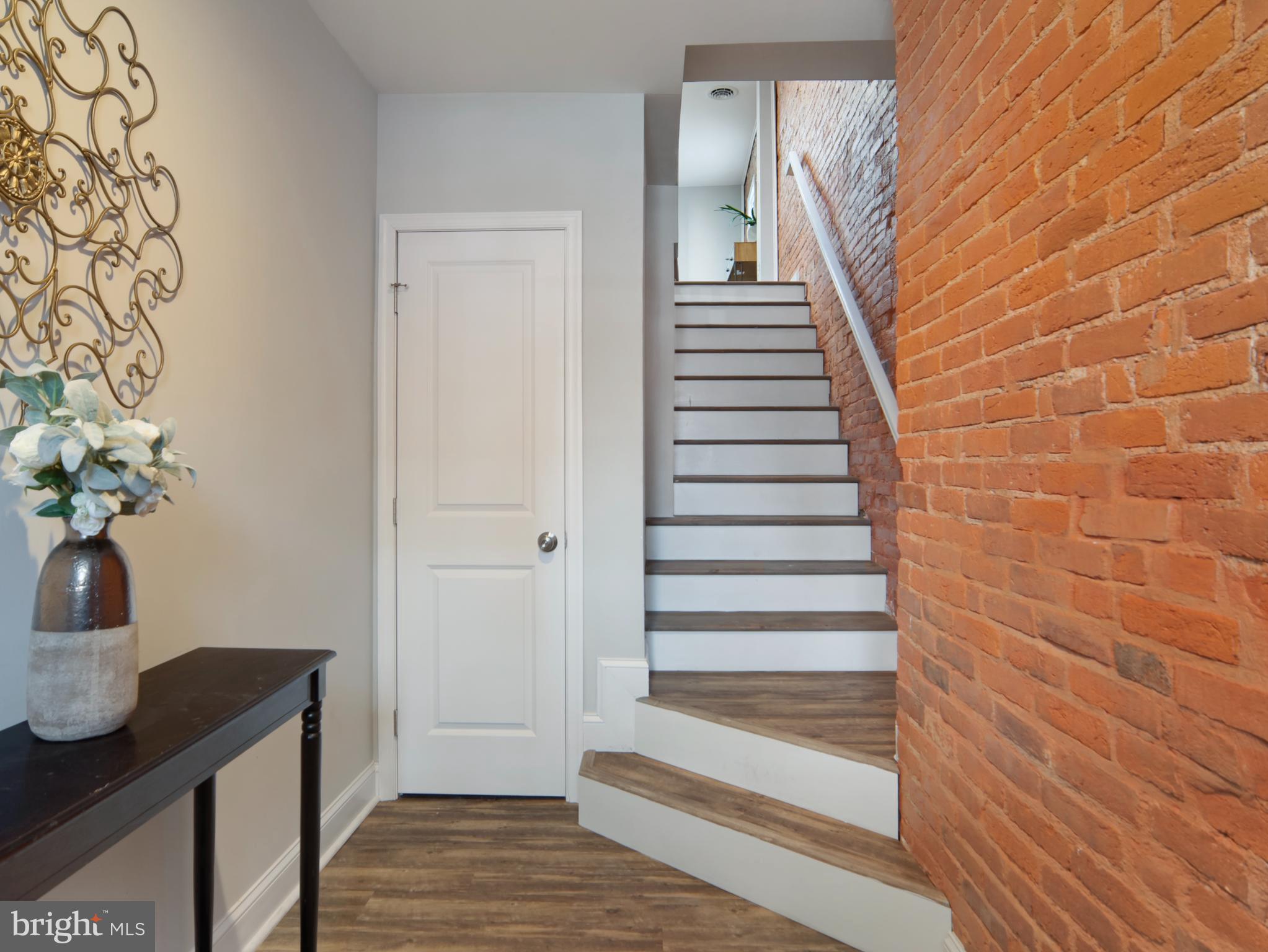 120 W ALL SAINTS STREET