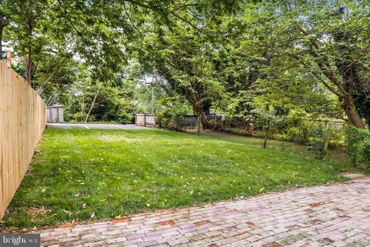 120 W ALL SAINTS STREET