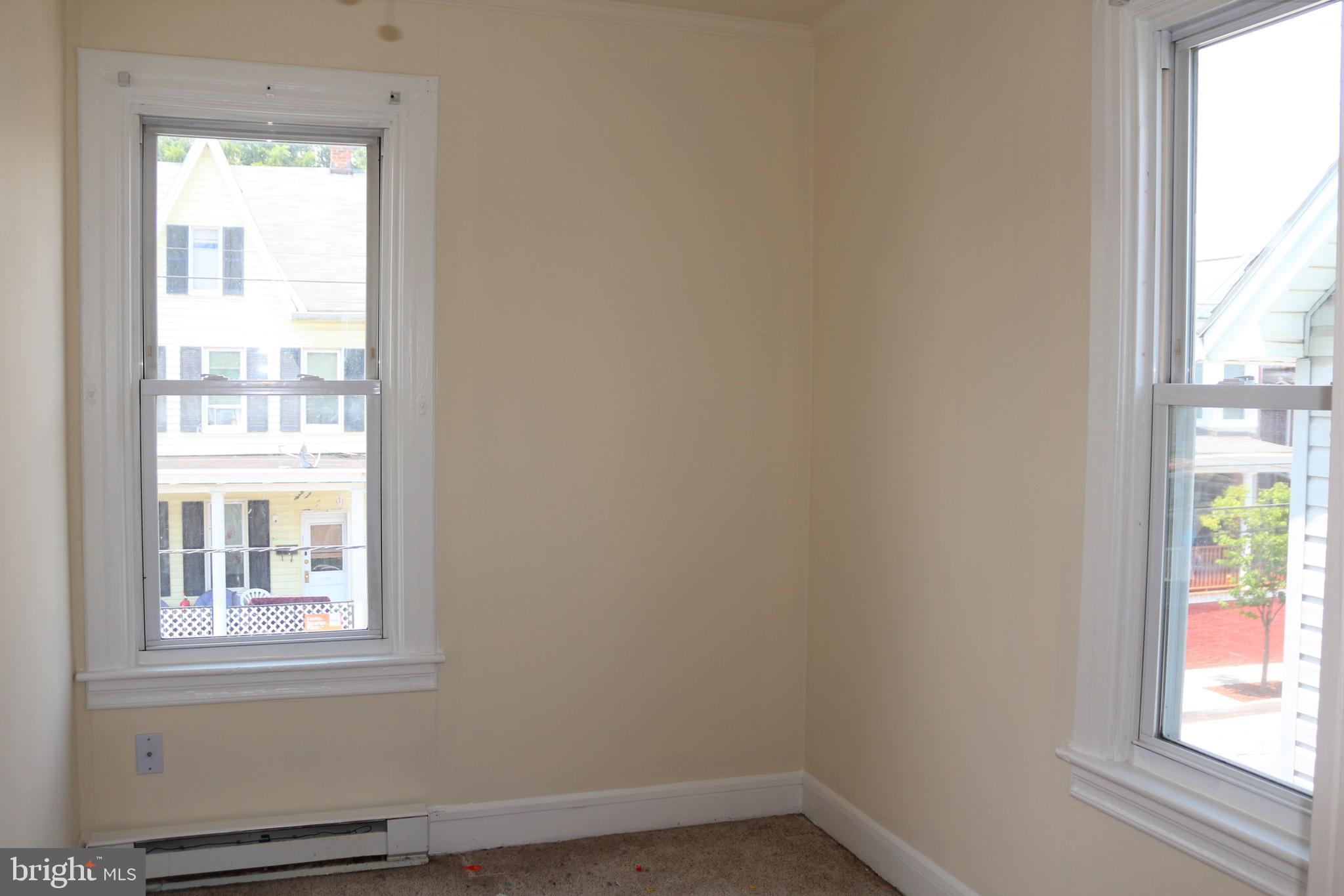 534 N MULBERRY STREET