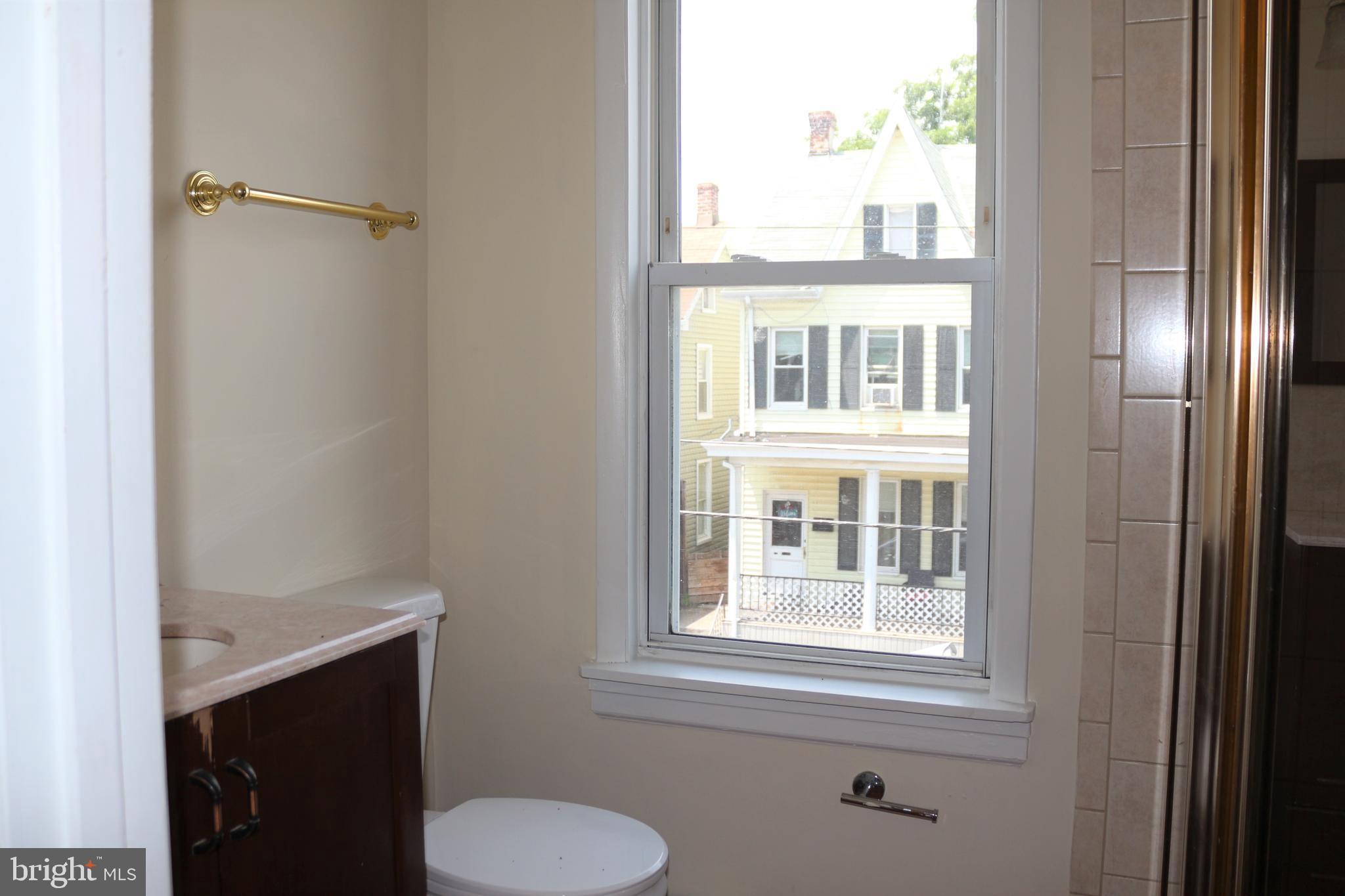 534 N MULBERRY STREET