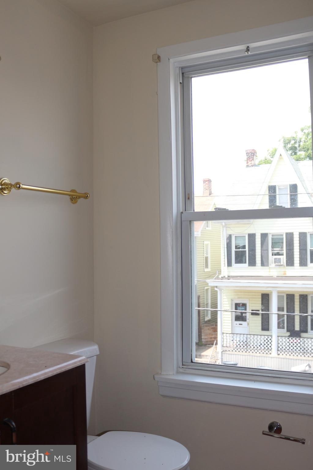 534 N MULBERRY STREET