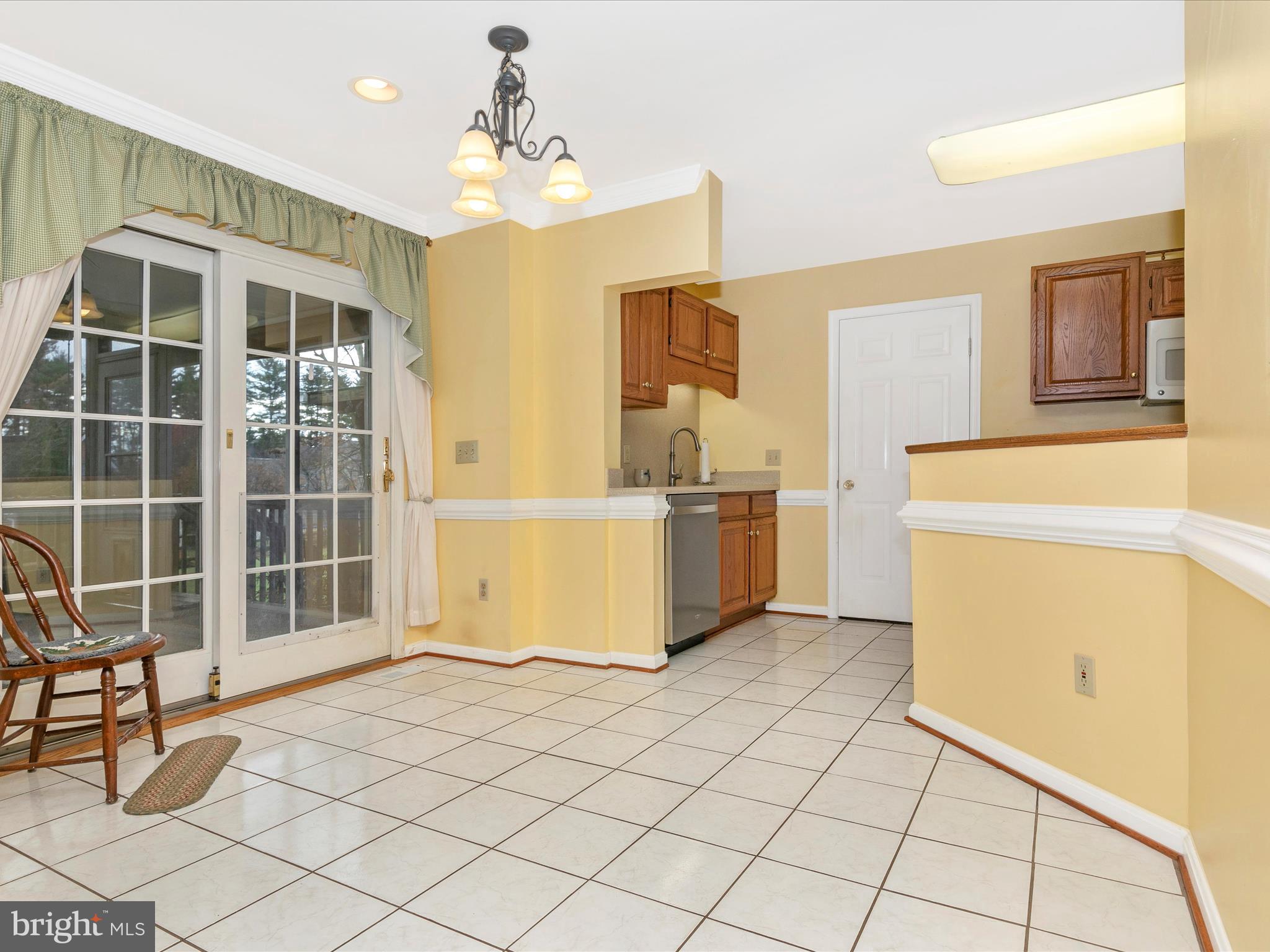 10605 AUGUST COURT
