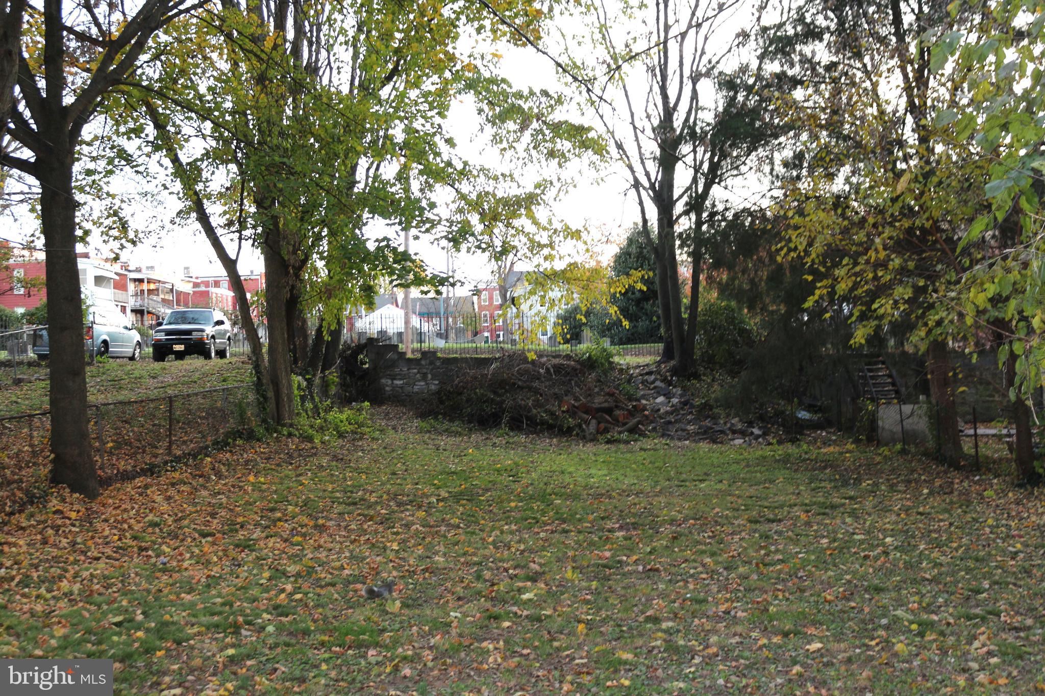 127 E ANTIETAM STREET