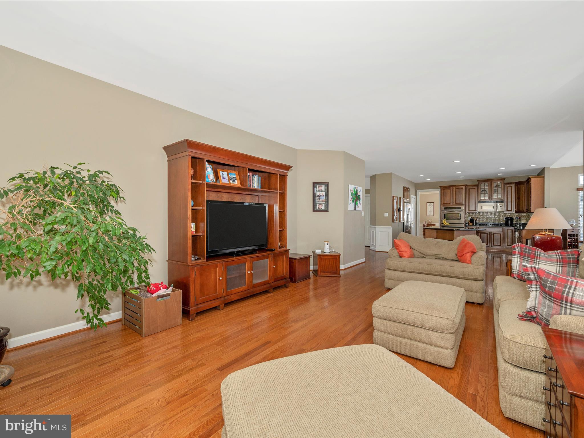 9806 RIPPLE DRIVE