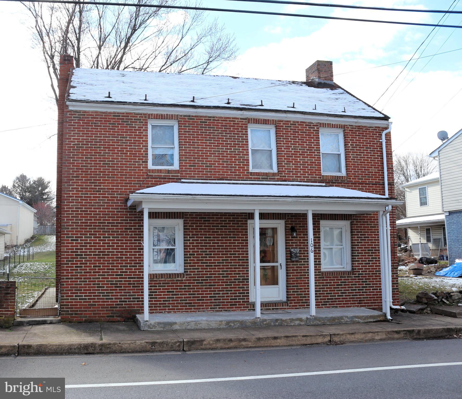 106 POTOMAC STREET