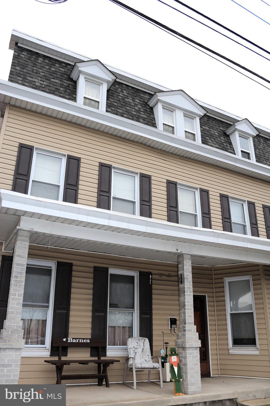 130 S MULBERRY STREET 132