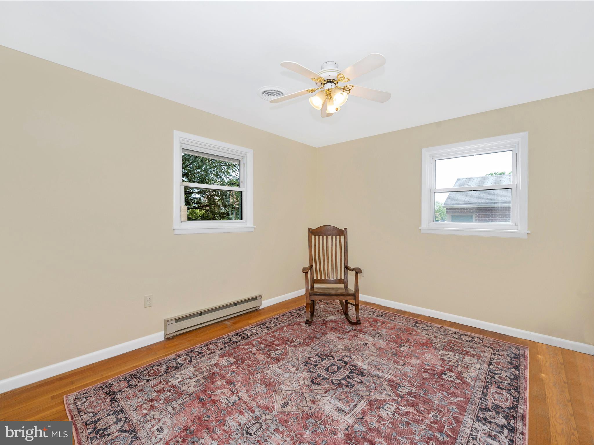 203 N COLONIAL DRIVE