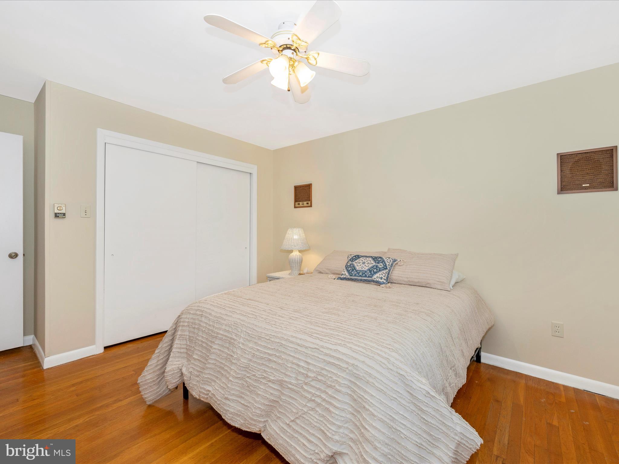 203 N COLONIAL DRIVE