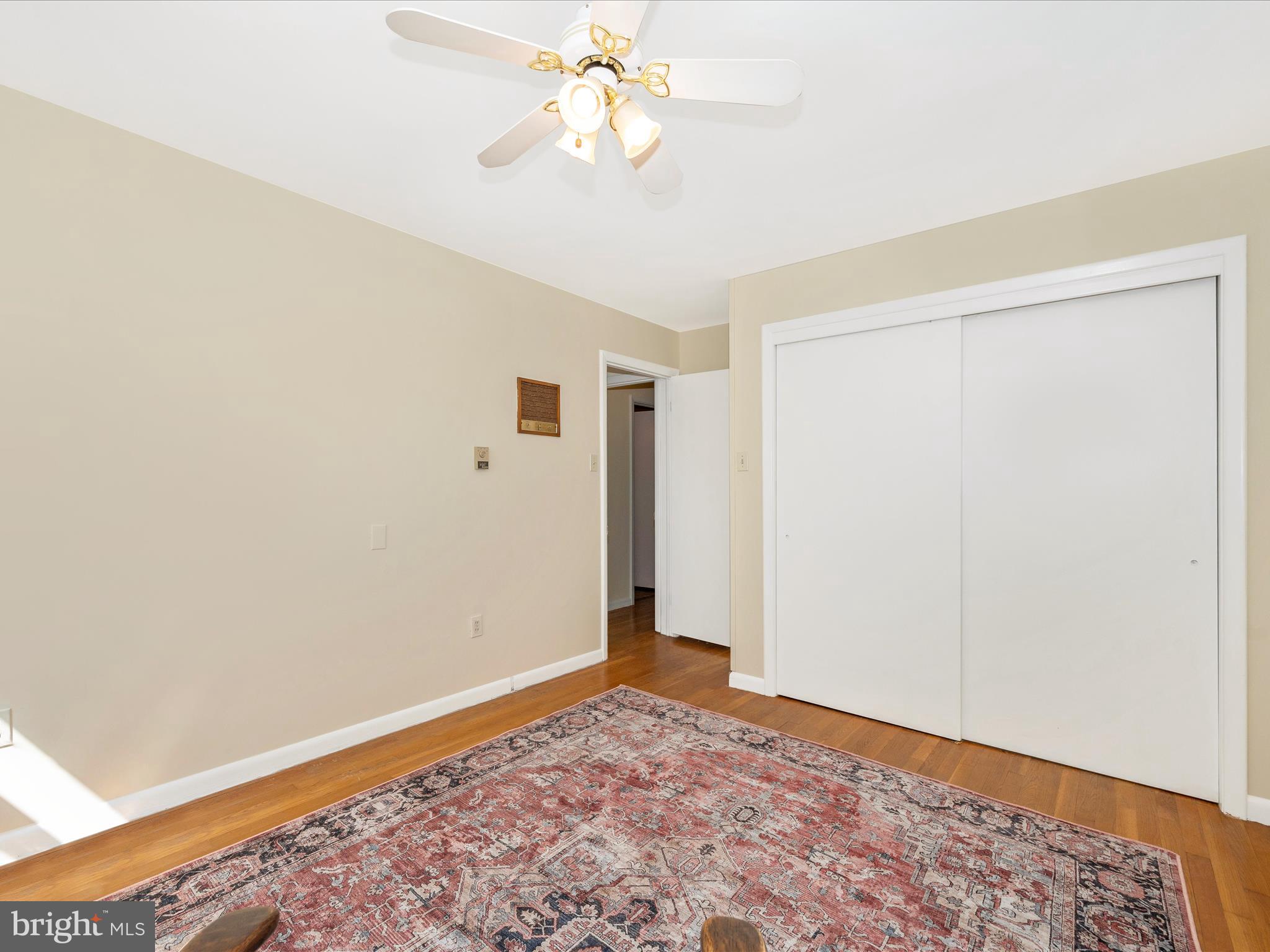 203 N COLONIAL DRIVE