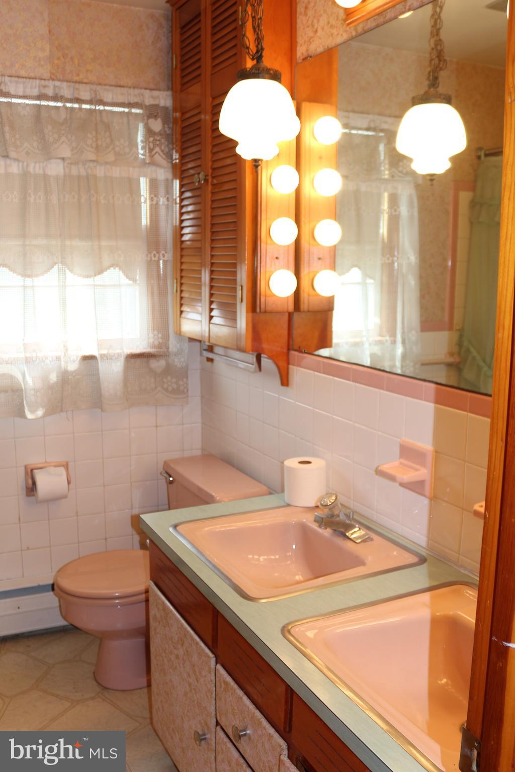 19717 SCOTT HILL DRIVE