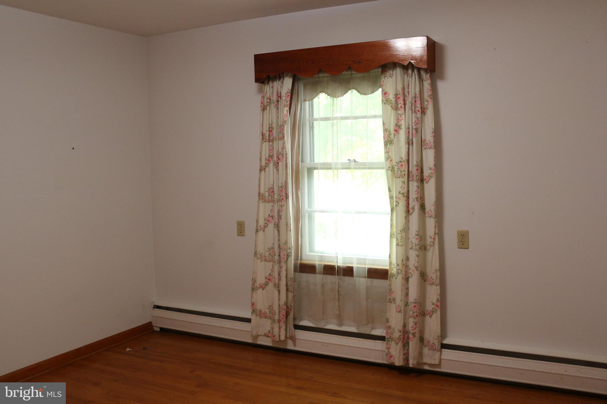 19717 SCOTT HILL DRIVE