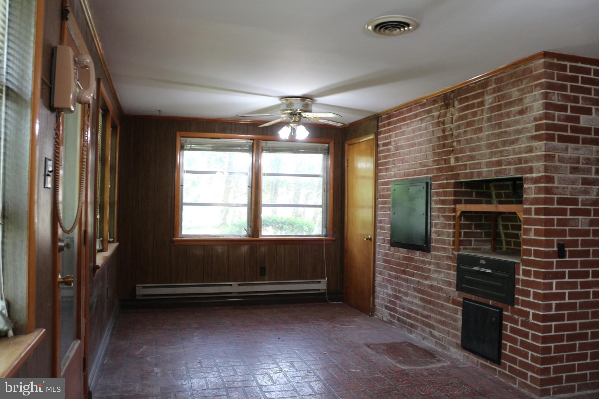 19717 SCOTT HILL DRIVE